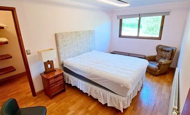 SE ARRIENDA MAGNIFICA PARCELA CON CASA DE 700MT2 EN CONSOMINIO LA AURORA DE CURACAVI