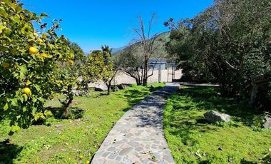 SE ARRIENDA MAGNIFICA PARCELA CON CASA DE 700MT2 EN CONSOMINIO LA AURORA DE CURACAVI