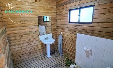 SE ARRIENDA MAGNIFICA PARCELA CON CASA DE 700MT2 EN CONSOMINIO LA AURORA DE CURACAVI