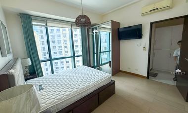 8 Forbestown Road 2BR Condo for Rent in BGC, Fort Bonifacio Taguig City