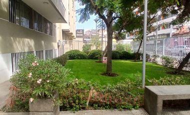 HERMOSO DEPTO 2 DORMITORIOS CON ESTACIONAMIENTO PLENO CENTRO DE SANTIAGO