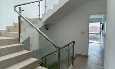 VENTA DE EXCLUSIVA CASA DE PLAYA EN EL CONDOMINIO LAGUNA BEACH - CERRO AZUL