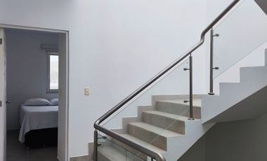 VENTA DE EXCLUSIVA CASA DE PLAYA EN EL CONDOMINIO LAGUNA BEACH - CERRO AZUL