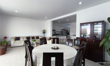 VENTA DE EXCLUSIVA CASA DE PLAYA EN EL CONDOMINIO LAGUNA BEACH - CERRO AZUL