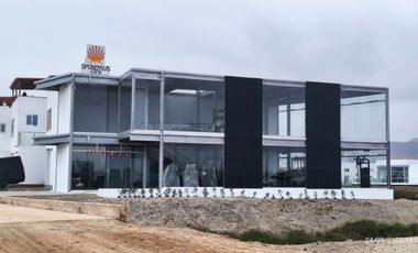 VENTA DE EXCLUSIVA CASA DE PLAYA EN EL CONDOMINIO LAGUNA BEACH - CERRO AZUL