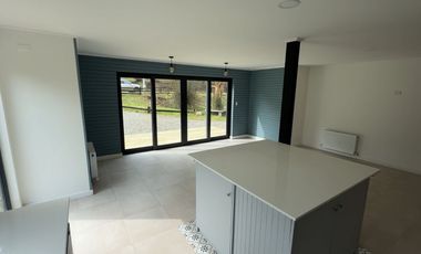 Parcela con espectacular casa en Puerto Varas, Los Copihues - Región de Los Lagos