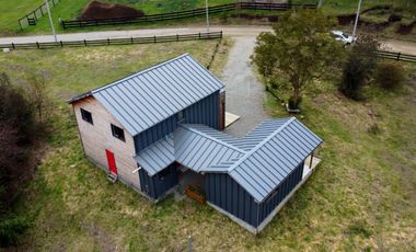 Parcela con espectacular casa en Puerto Varas, Los Copihues - Región de Los Lagos