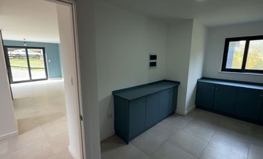 Parcela con espectacular casa en Puerto Varas, Los Copihues - Región de Los Lagos