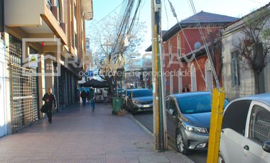 ARRENDAMOS Amplio local a 1/2 cuadra de la plaza de armas