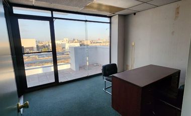 Oficinas en venta Paseo Triunfo de la República y Av. de las Américas