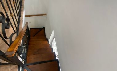 Venta de PH con cochera y patio en Abasto