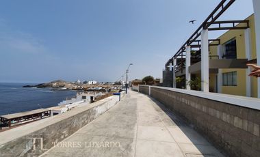 VENTA DE TERRENO EN SAN BARTOLO, A UNA CUADRA DEL MALECÓN
