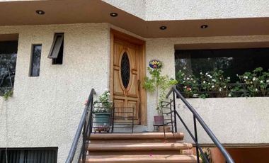 Casa en Ciudad Satélite Circuito Economistas