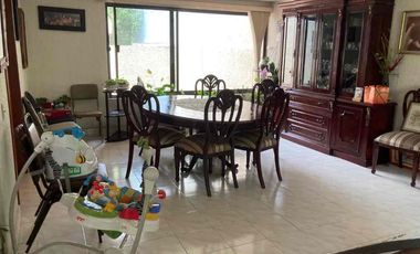 Casa en Ciudad Satélite Circuito Economistas