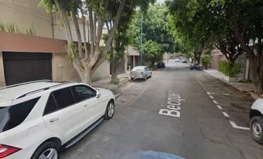 Col. Anzures Miguel Hdgo CDMX Hermosa Y Amplia CASA entrega inmediata, Excelente ubicación A UNOS MINUTOS DE REFORMA, POLANCO, CHAPULTEPEC, INTERLOMAS