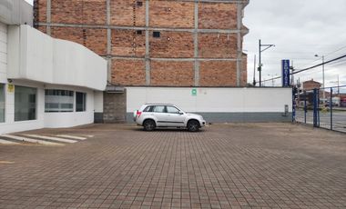 Terreno Comercial En Venta en avenida principal sector Sur Cuenca