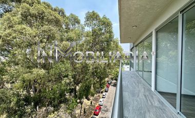 VENTA DE PH IMPECABLE EN SANTA MONICA
