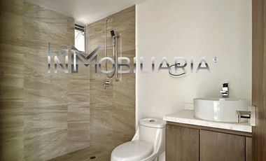 VENTA DE PH IMPECABLE EN SANTA MONICA