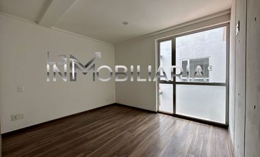VENTA DE PH IMPECABLE EN SANTA MONICA