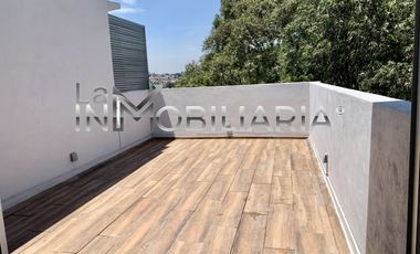 VENTA DE PH IMPECABLE EN SANTA MONICA