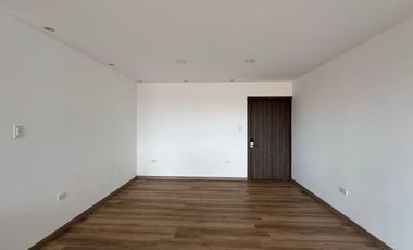 Departamento con amplia terraza en venta - sector Av. 10 de Agosto