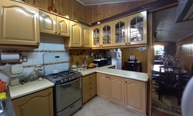 Venta de casa en sector Villa don Max