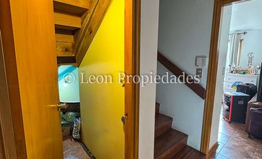 Leon Propiedades vende hermosa casa en Condominio valle los Naranjos.