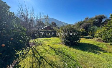 Leon Propiedades vende hermosa casa en Condominio valle los Naranjos.