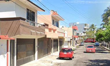 REMATO CASA EN VERACRUZ VERACRUZ  JARDINES DEL VIRINIA