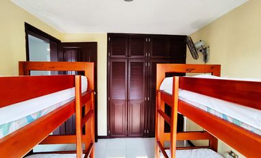 🏠 VENDO CASA DOS PLANTAS CON TERRAZA - TRES DORMITORIOS - (TONSUPA - Club del Pacífico) $77,000.oo OFERTA.