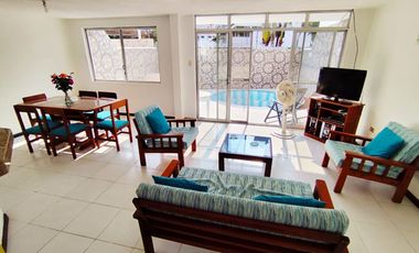 🏠 VENDO CASA DOS PLANTAS CON TERRAZA - TRES DORMITORIOS - (TONSUPA - Club del Pacífico) $77,000.oo OFERTA.