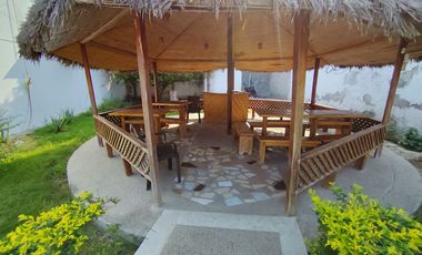 🏠 VENDO CASA DOS PLANTAS CON TERRAZA - TRES DORMITORIOS - (TONSUPA - Club del Pacífico) $77,000.oo OFERTA.