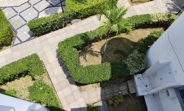 🏠 VENDO CASA DOS PLANTAS CON TERRAZA - TRES DORMITORIOS - (TONSUPA - Club del Pacífico) $77,000.oo OFERTA.