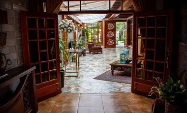 PROPIEDAD COMERCIAL DE VENTA A 100 METROS DE LA AVE REMIGIO CRESPO Y AVE SOLANO, IDEAL PARA PLAZAS COMERCIALES, O EDIFICIOS