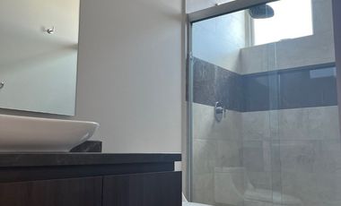 SANTA FE JURIQUILLA PENTHOUSE DE LUJO EN PRIVADA AMENITIES SEGURIDAD 3 RECAMARAS TERRAZA CUARTO DE SERVICIO