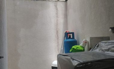 SE VENDE CASA EN JARDINES DE AHUATLAN