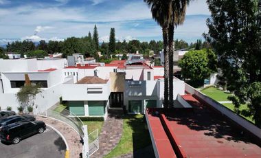 Residencia de lujo en venta, en Club de Golf Las Fuentes Puebla, 4 recámaras