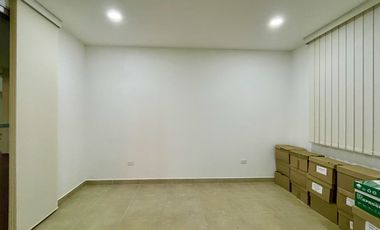 Extraordinaria casa campestre moderna de un solo nivel en Cerritos con lote de 1500 m2. Pereira - Colombia.