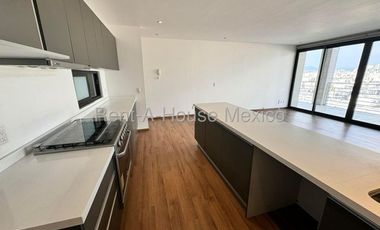 Rento amplio departamento en altos de juriquilla 3 recamaras 3 baños 2 autos