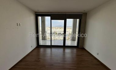 Rento amplio departamento en altos de juriquilla 3 recamaras 3 baños 2 autos