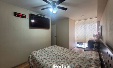 ¡VENTA DEPARTAMENTO VISTA CALLE EN AV. VENEZUELA!