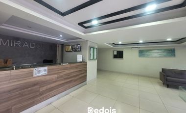 ¡VENTA DEPARTAMENTO VISTA CALLE EN AV. VENEZUELA!