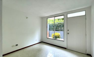 Extraordinaria casa en la Villa Olímpica Conjunto Residencial. Villa Olimpica. Pereira - Colombia.