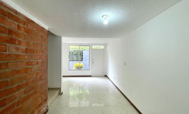 Extraordinaria casa en la Villa Olímpica Conjunto Residencial. Villa Olimpica. Pereira - Colombia.