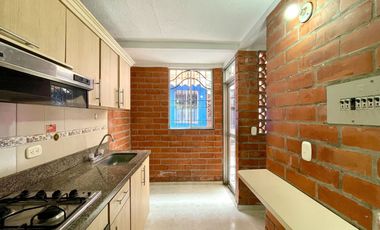 Extraordinaria casa en la Villa Olímpica Conjunto Residencial. Villa Olimpica. Pereira - Colombia.