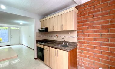 Extraordinaria casa en la Villa Olímpica Conjunto Residencial. Villa Olimpica. Pereira - Colombia.