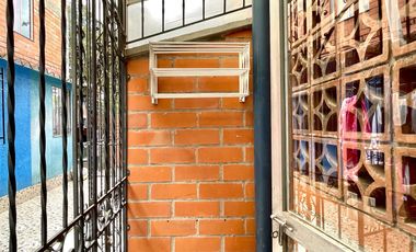 Extraordinaria casa en la Villa Olímpica Conjunto Residencial. Villa Olimpica. Pereira - Colombia.