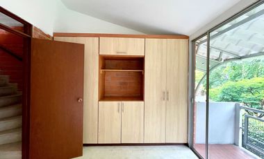 Extraordinaria casa en la Villa Olímpica Conjunto Residencial. Villa Olimpica. Pereira - Colombia.