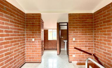 Extraordinaria casa en la Villa Olímpica Conjunto Residencial. Villa Olimpica. Pereira - Colombia.