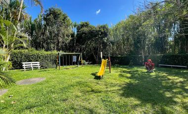 Extraordinaria casa en la Villa Olímpica Conjunto Residencial. Villa Olimpica. Pereira - Colombia.